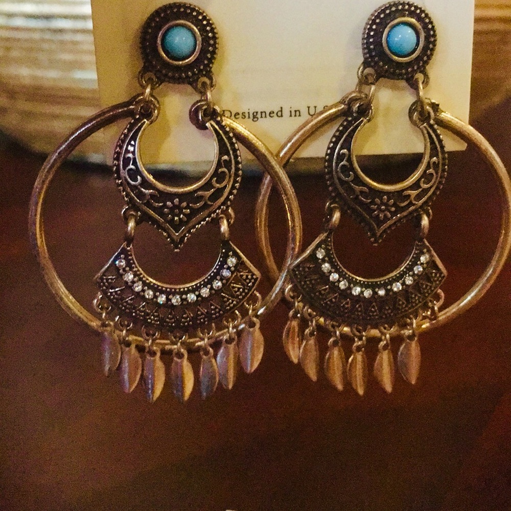 Bohemian Earrings in Antique Gold